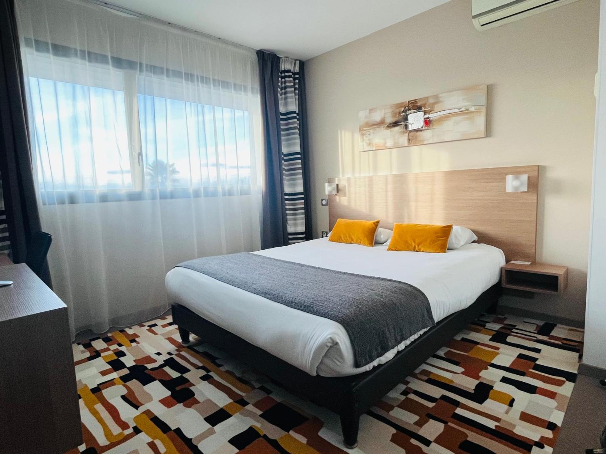 Forme-hotel & Montpellier Sud-est - Parc Expositions - Arena