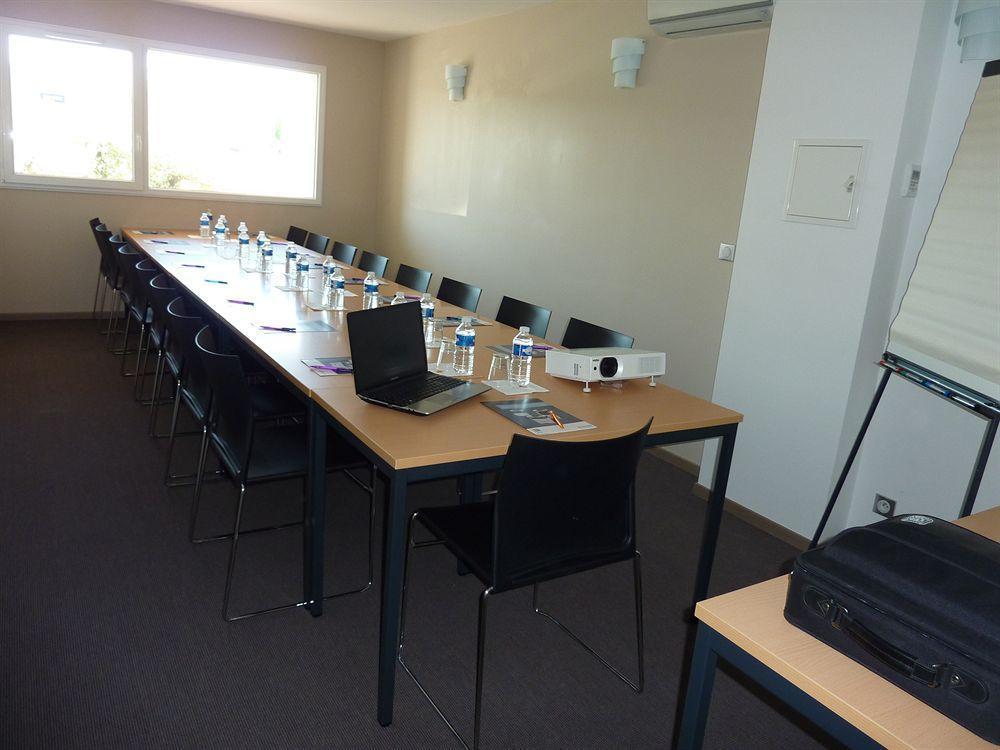 Hotel Forme-hotel&spa Montpellier Sud-est - Parc Expositions - Arena 3*