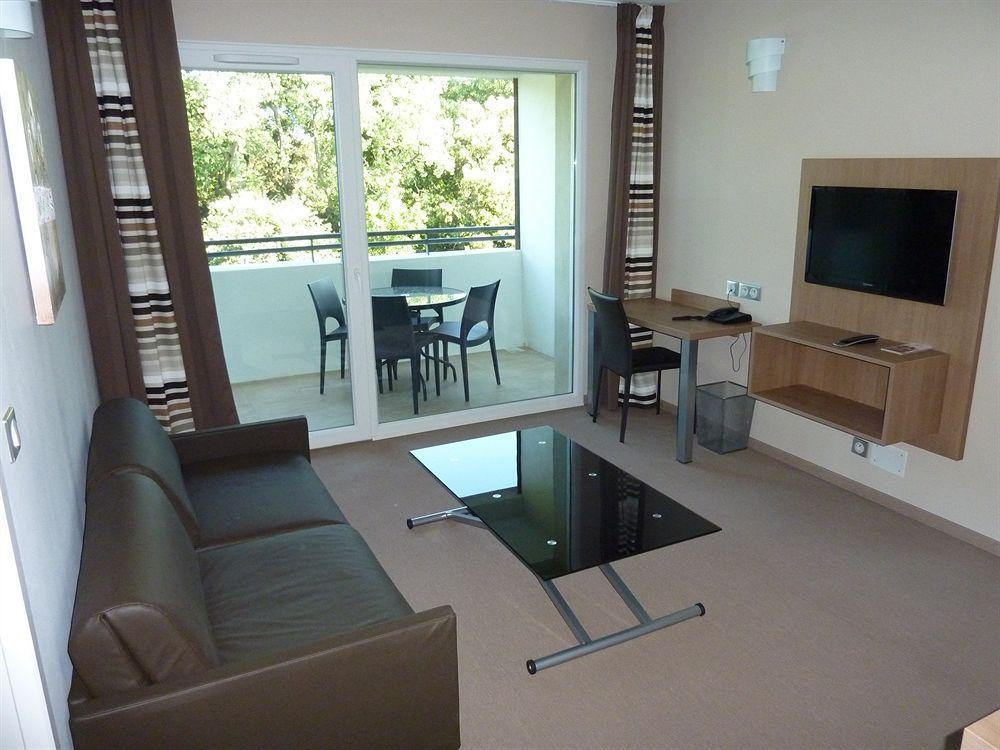 Forme-hotel & Montpellier Sud-est - Parc Expositions - Arena 3* Mauguio